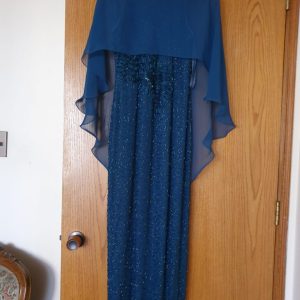 Vestido madrina verde bordado talla 38/40