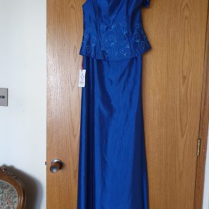 Vestido madrina Taffetan azulado talla 40