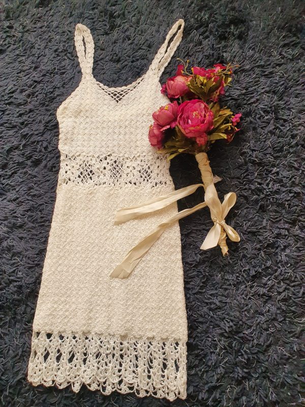 Vestido civil Macramé talla L (E) precio oferta = precio arriendo