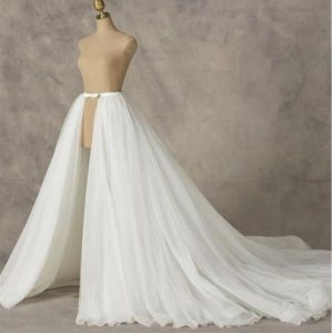 Cola desmontable en tull color Ivory talla L