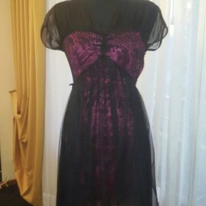 encaje y satin fuccia talla 38