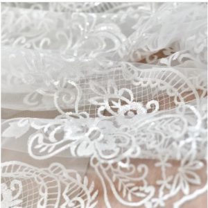 Tela  hilo seda Ivory con micro brillos